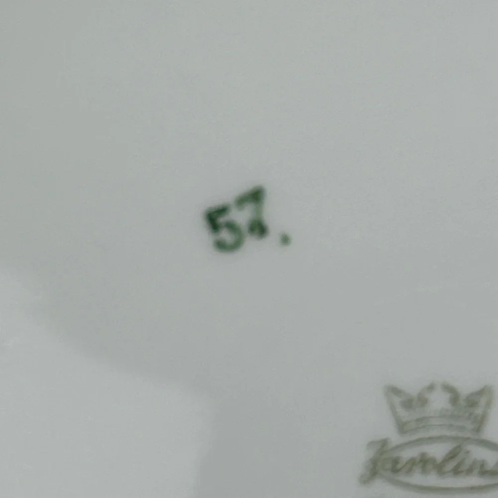 Favolina Karolina Jarolina Poland China Dinner Plate Silver Scalloped 3879 2‎